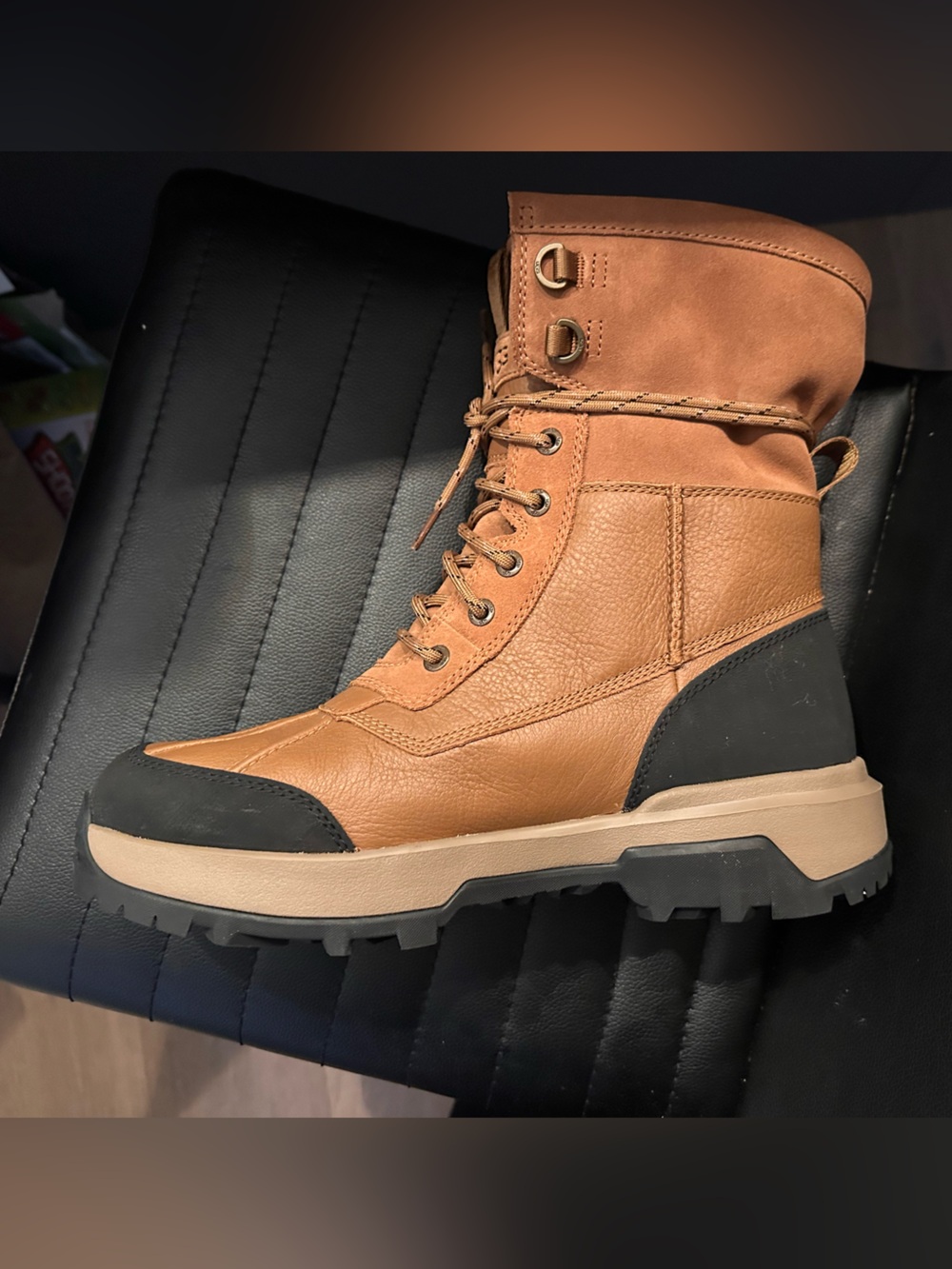 UGG Adirondack XXV size 11 NEW - Picture 4 of 9
